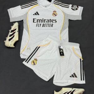new season up & down kits price n40,000🏷️ dm, call or whatsapp 09019696964 nationwide delivery 🚚 #football #manchesterunited #jerseyplug #explore #reels #fypシ #foryoupage